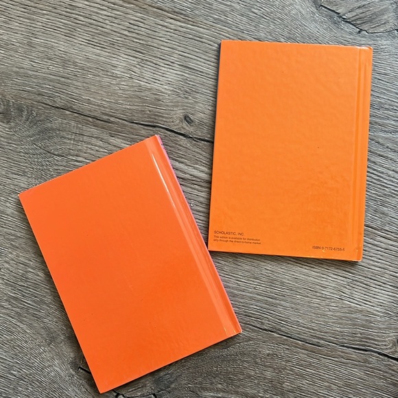 SPECIAL!! 3/$21 Books 📚 Vintage Lot of 2 Y2K Disney books early 2000’s - Picture 4 of 6